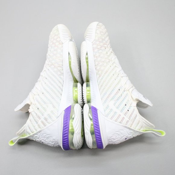 Nike Men\'s 10 Lebron XVI 16 Buzz Lightyear White Hyper Grape Sneakers AO2588-10 main image 8